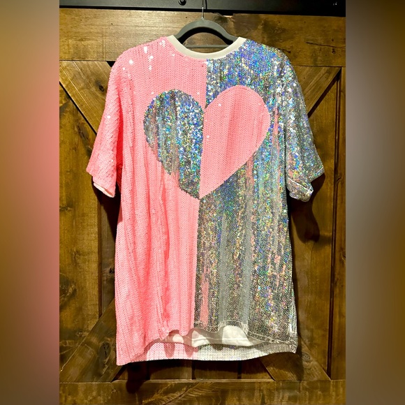 Main Strip Dresses & Skirts - NWT Mainstrip Pink & Silver Sequined Heart Dress Sz L